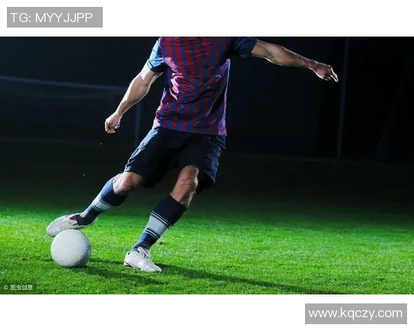 足球明星经典停球技巧解析助你提升球技与观赏乐趣