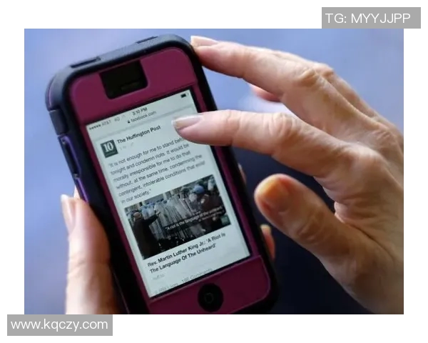 踢足球明星如何通过比赛代言和社交媒体实现高额收入的全方位解析